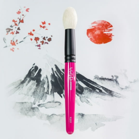 Whats Up Beauty R201 Highlighter Brush Hand Made in Japan Premium Face Makeup Tool