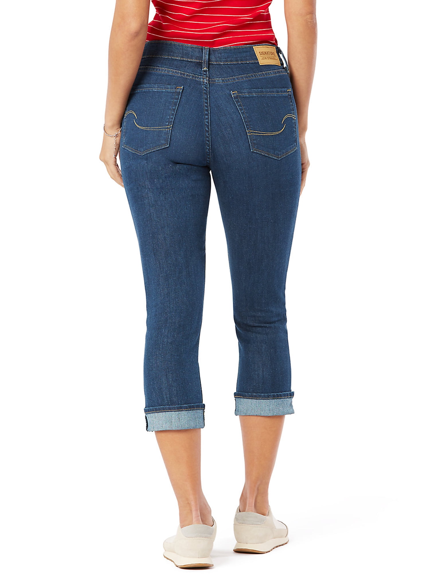Signature by Levi Strauss & Co. Women's Mid Rise Capri Jeans 