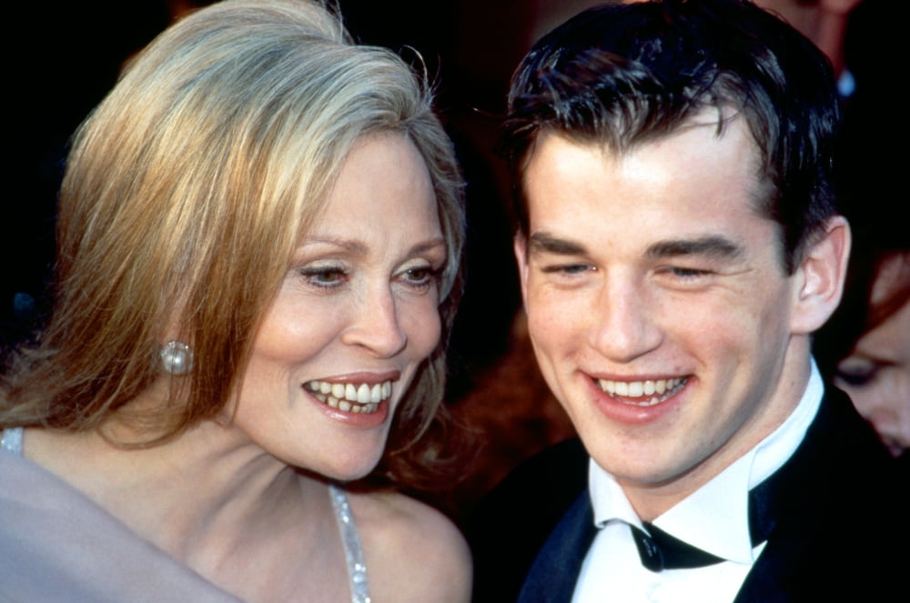 Faye Dunaway, Son Liam O'Neill, 1998 Academy Awards Celebrity (20 x 16