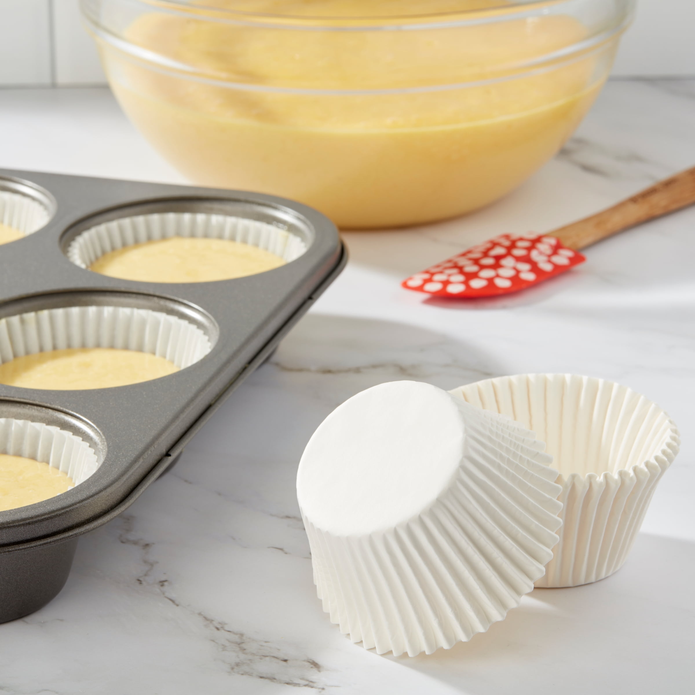 Large Cupcake Liners Pack of 200 2 3/16 X 1 7/8 Tall Cupcake Liners  Greaseproof Baking Cups Muffin Cups White/kraft 