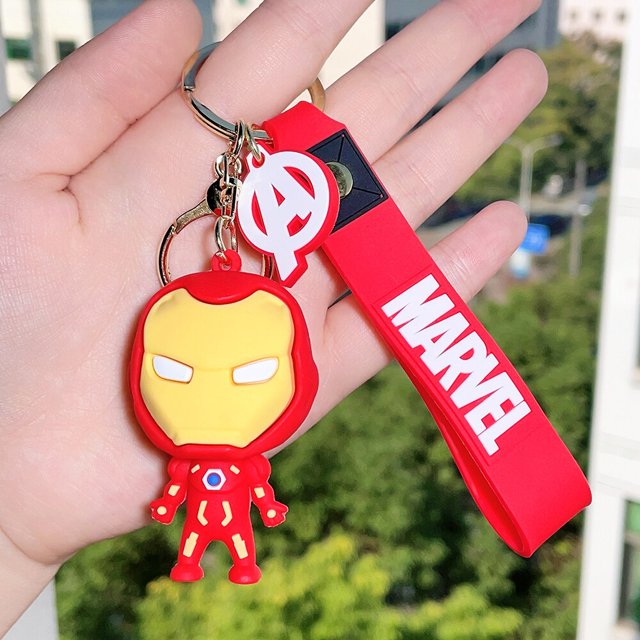 Disney-llaveros de PVC de Los Vengadores de Marvel, llaveros con colgante de superhéroe de dibujos animados, Thanos, Iron Man, Spiderman, regalos de joyería Fivean unisex