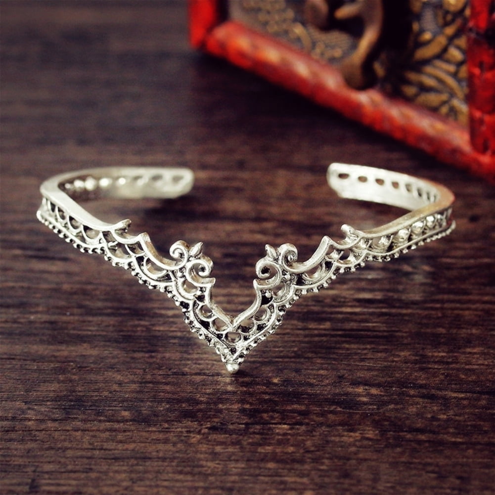 Roman Numeral Titanium Steel Crown Charm Bracelet Set For Couples From  Hbb18699991658, $14.99 | DHgate.Com