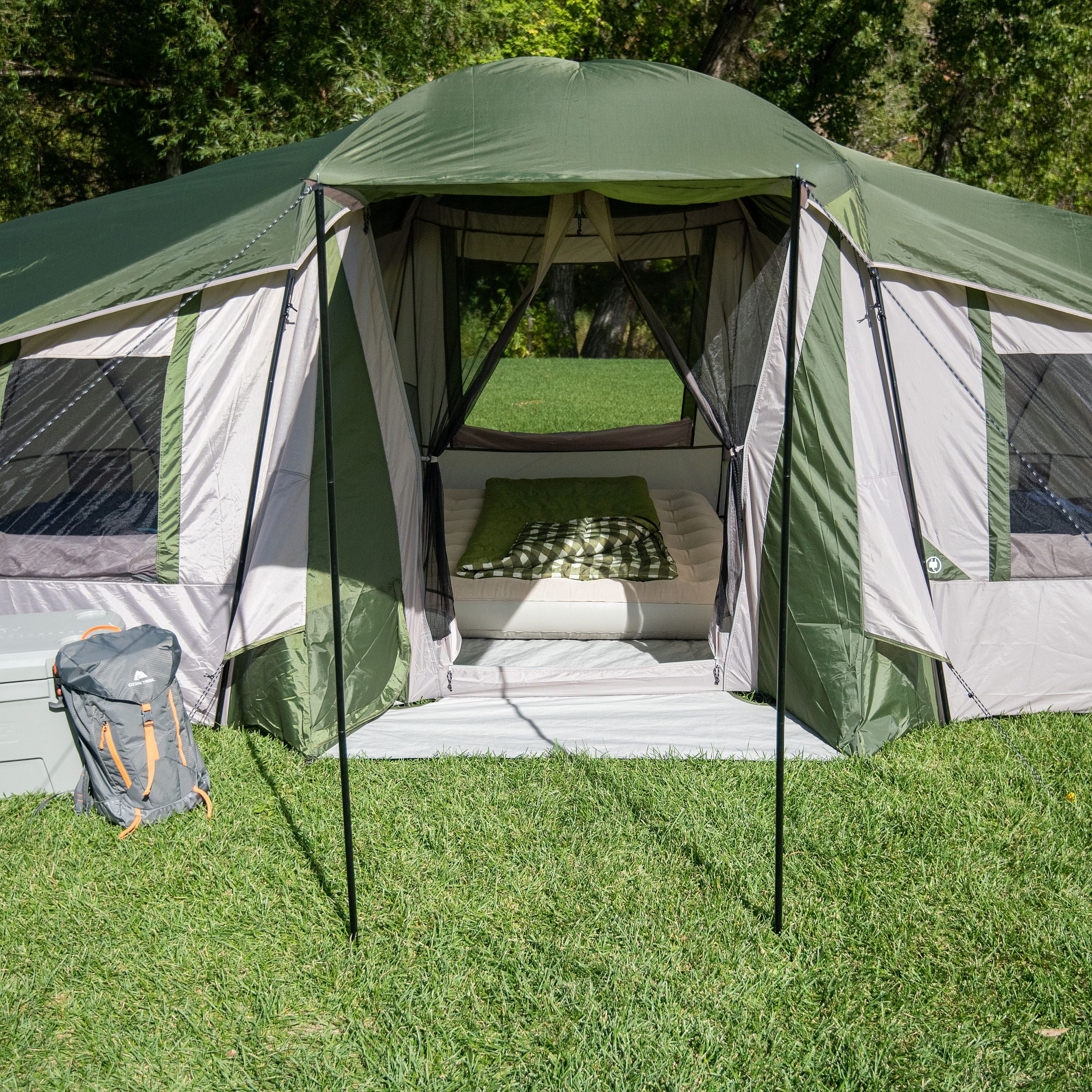 Afvoer klif heilig Ozark Trail 10-Person 3-Room Vacation Tent, with Shade Awning - Walmart.com