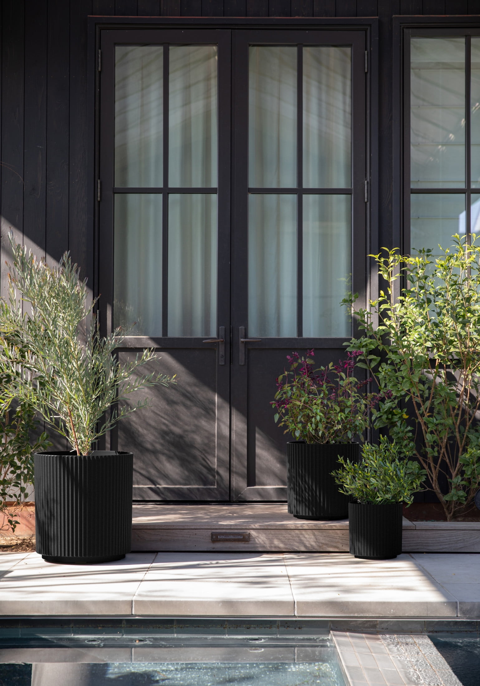 Veradek Demi Series Bundle - Three Piece Set of Plastic-Stone Planters - Black
