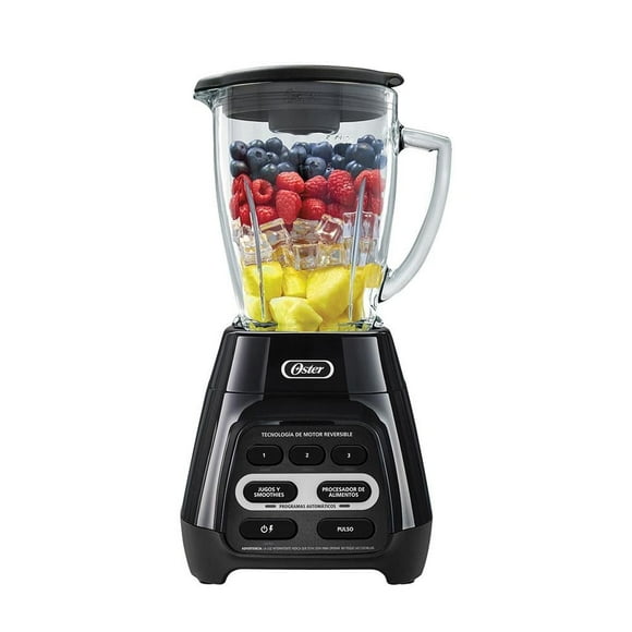 Licuadora Oster con programas automáticos y tecnología reversible Negra