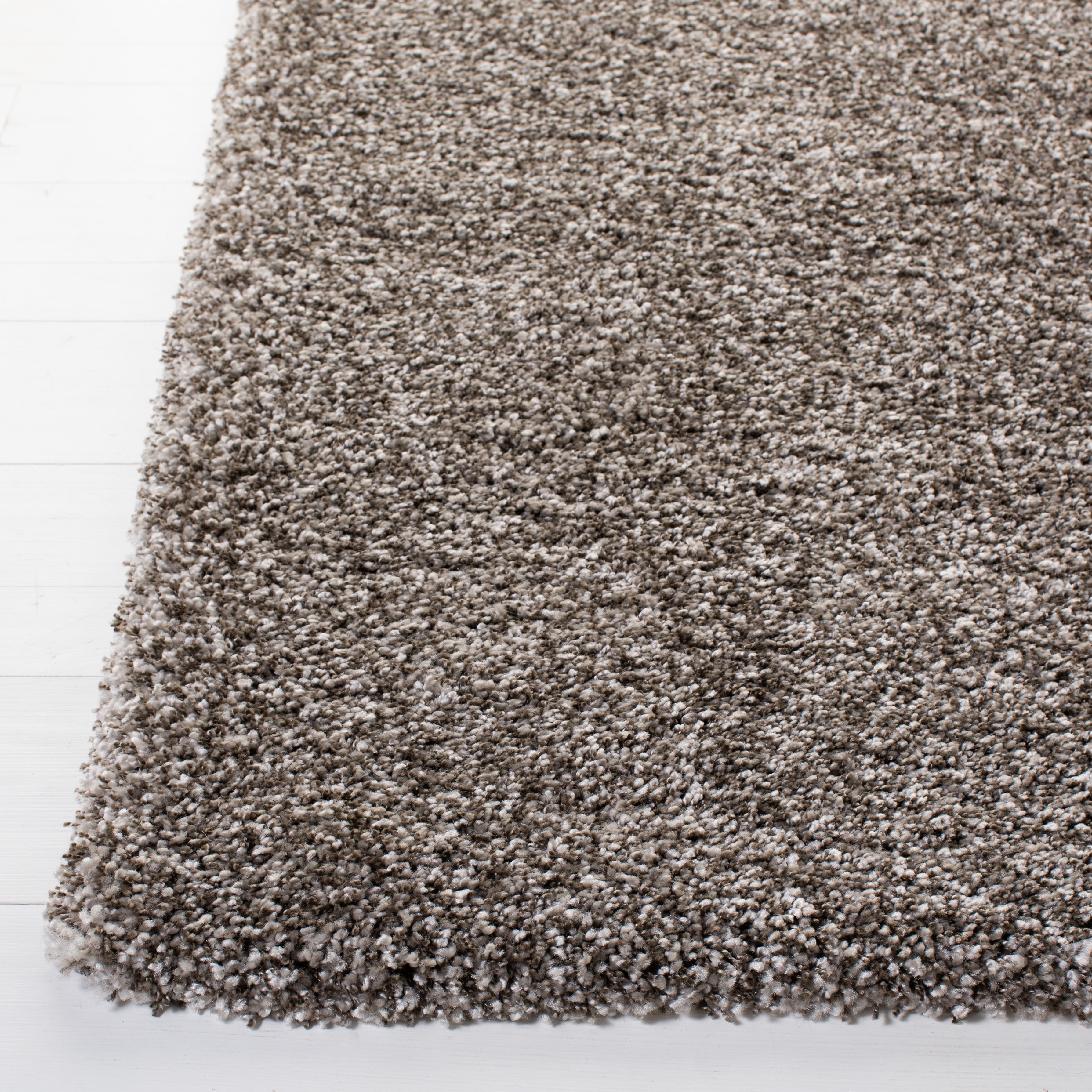 SAFAVIEH Milan Harlow Solid Plush Shag Area Rug, Grey, 3' x 5' - Modern Design, Grey, Non-Shedding & Easy Cleaning, Ultra Plush Thick Pile, Ideal for Living Room, Bedroom, Entryway