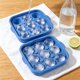 thumbnail image 4 of Molde de hielo reutilizable de silicona con 9 cavidades grandes en forma de balón de fútbol, apto para uso alimentario, flexible, con tapa, ideal para cócteles, whisky y uso en barra de casa., 4 of 7