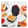 thumbnail image 4 of Mini Máquina Waffles RISE DASH 10 cm Roja, 4 of 4
