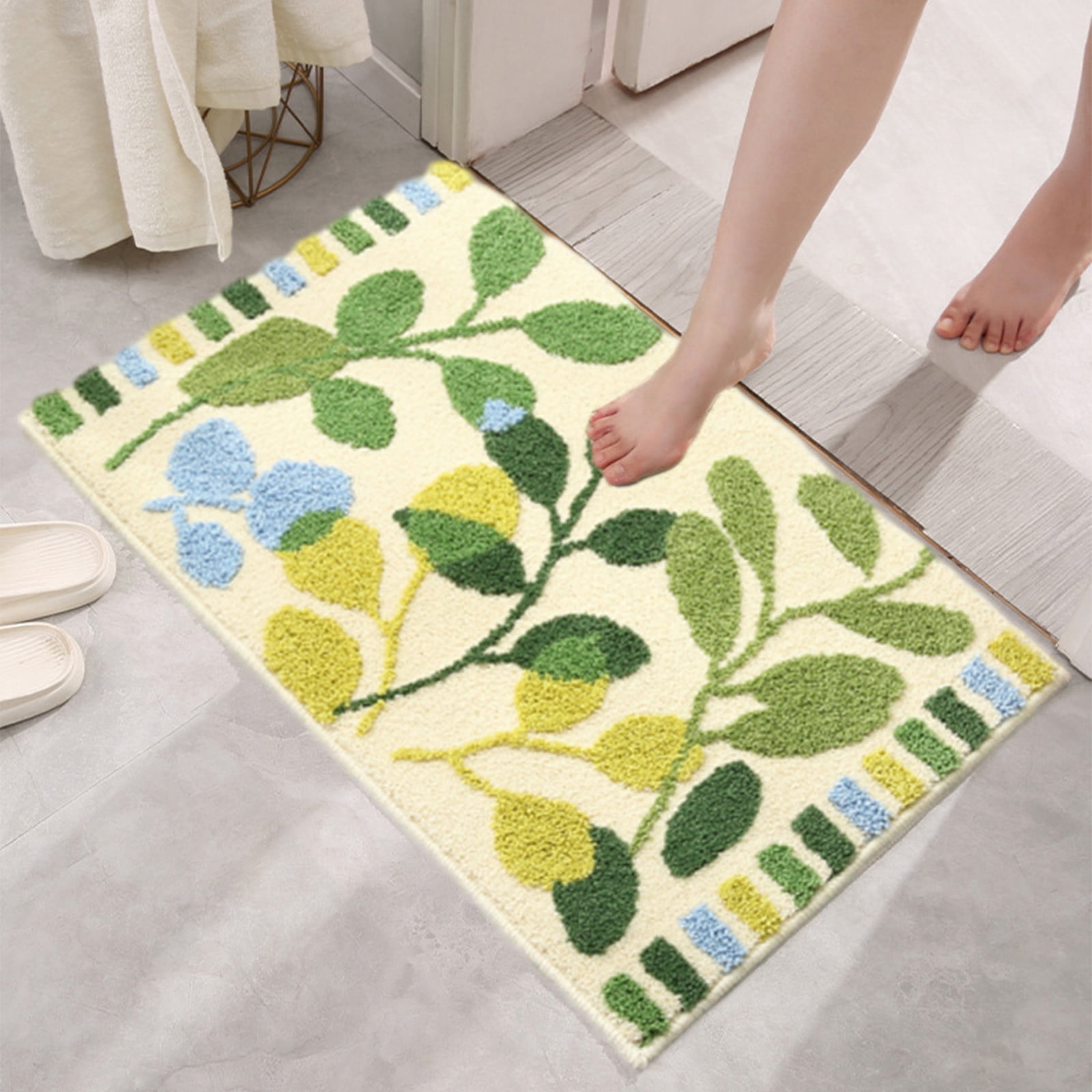 XEOVHV Green Leaf Non Slip Bathroom Rugs, Cute Plant Absorbent Bath Mat, Funny Botanical Floor Bathmat Washable Small Bath Matt Bathroom Decor-16''x24''