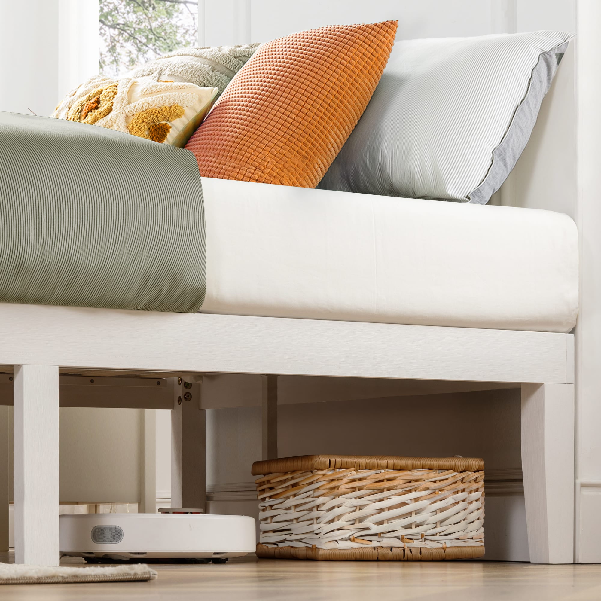 Mellow Naturalista Classic 16" Solid Wood Platform Bed with Wooden Slats, White, King