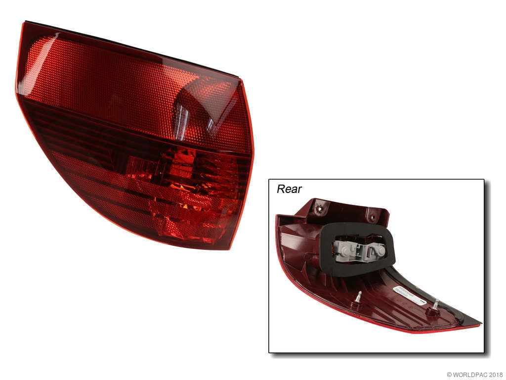 GOPARTS Replacement for 20042005 Toyota Sienna Tail Light Assembly