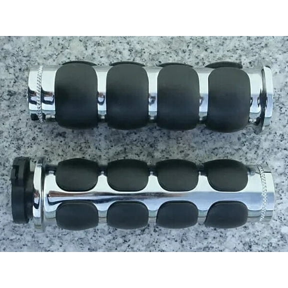 Harley Davidson Sportster Dyna Glide Softail Road King CHROME HAND GRIPS