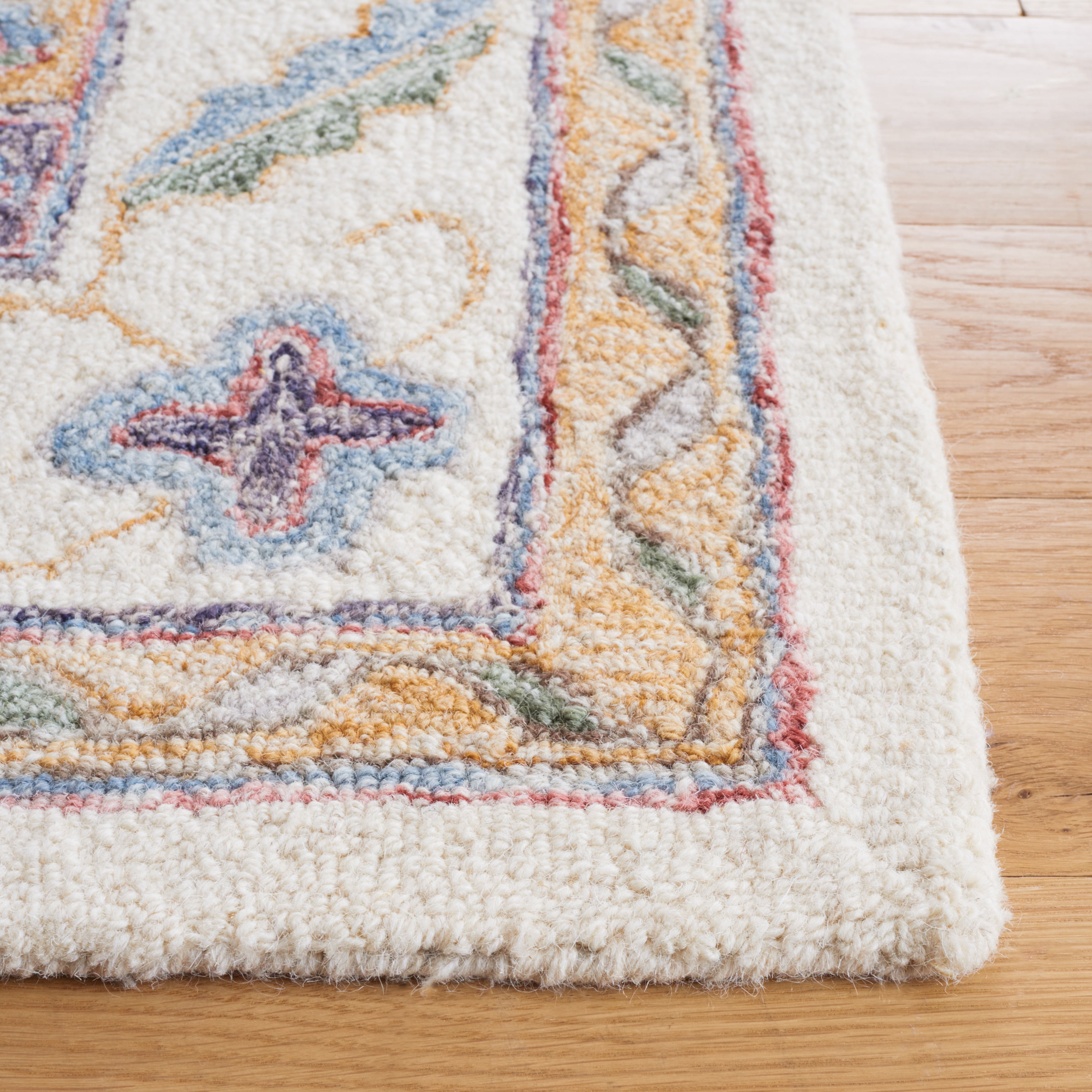 SAFAVIEH Metro David Medallion Area Rug, Ivory/Rust, 6' x 6' Square