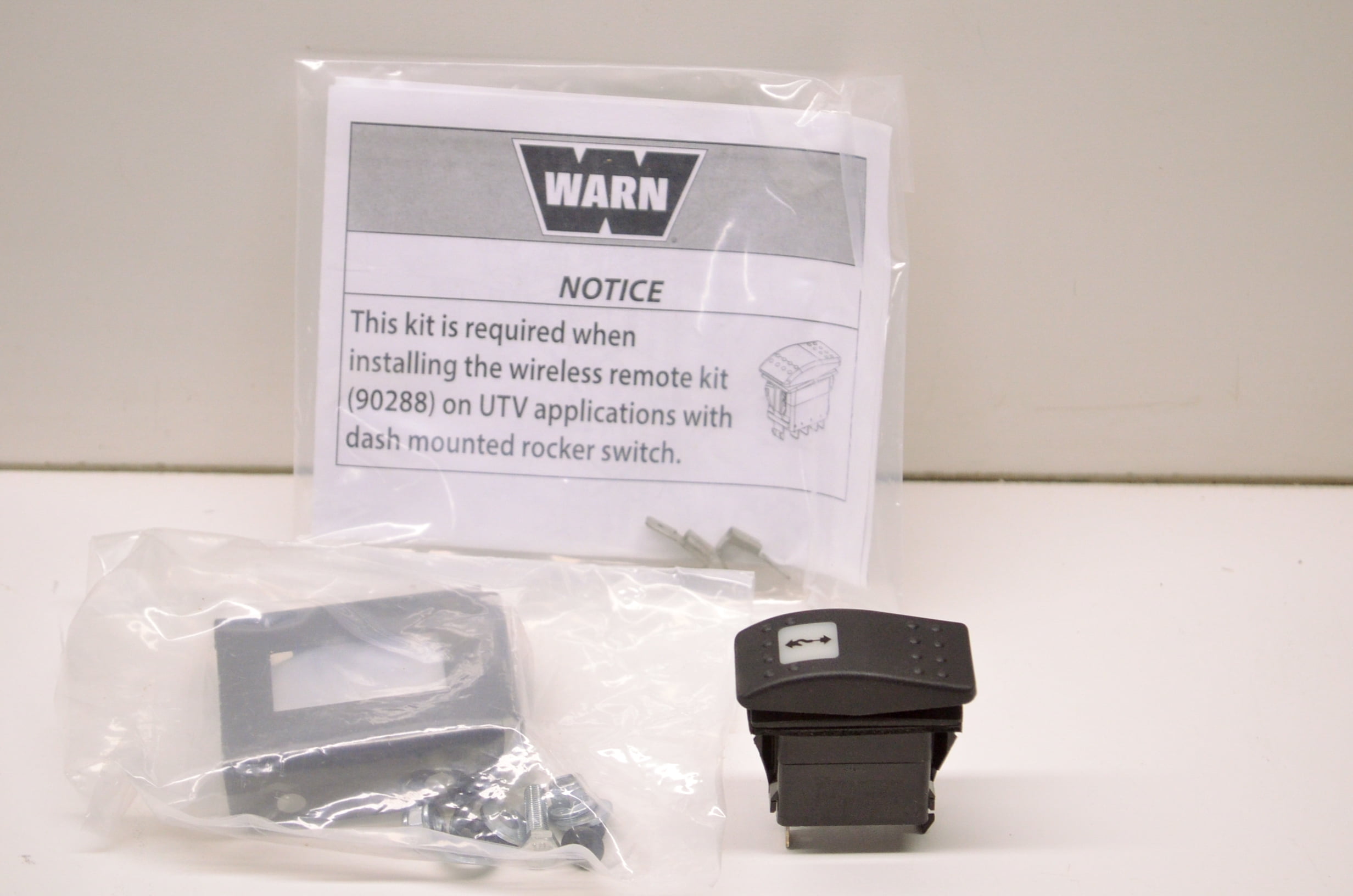 Warn 89540, 90288, 61989540 Mini Rocker Switch Dash Mount NOS