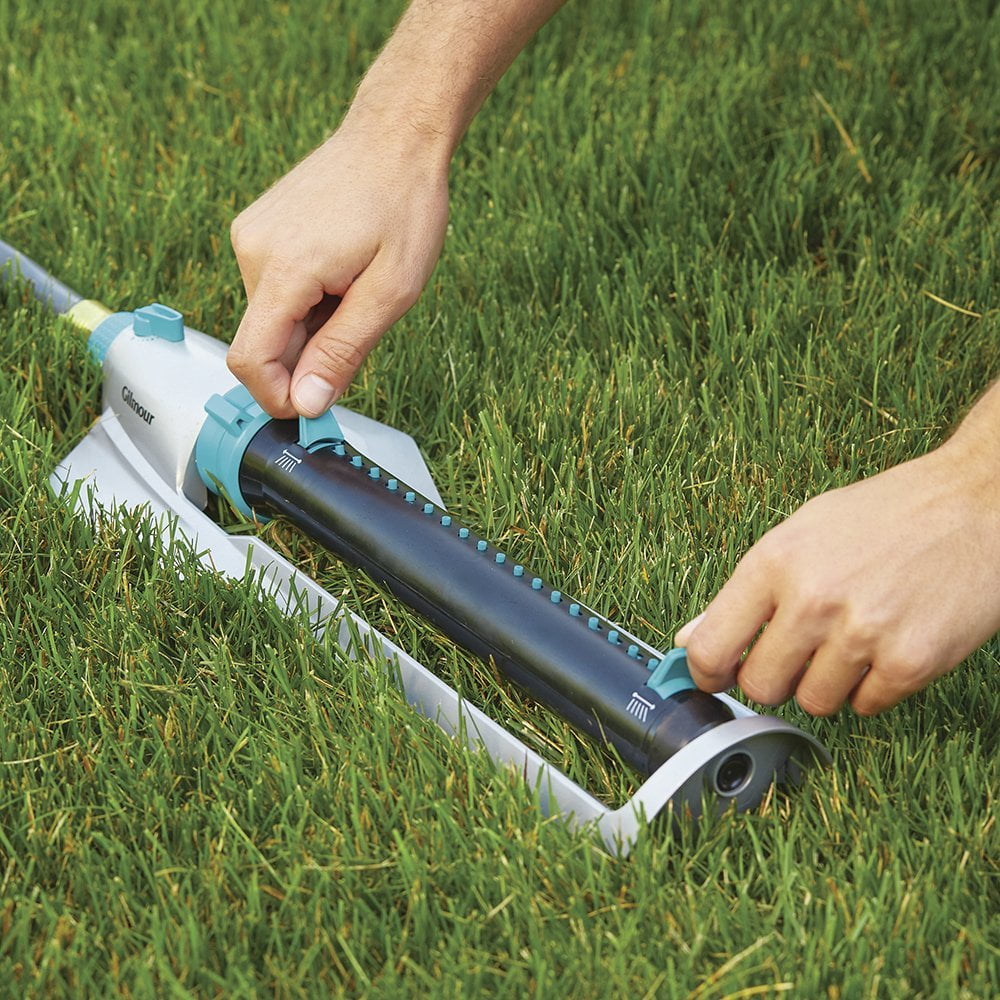 Gilmour 4000 Sq Ft Heavy Duty Rectangular Sprinkler with Metal Base