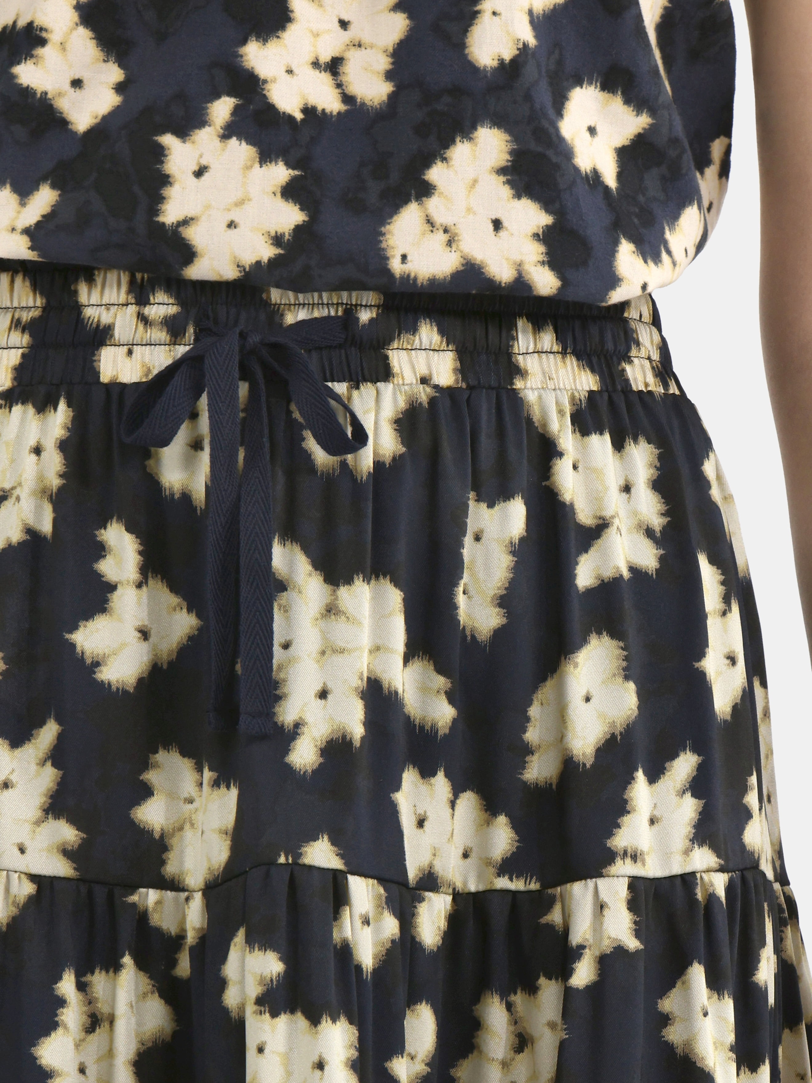 Time and Tru Women's Print Tiered Pull On Midi Skirt, Sizes XS-XXXL