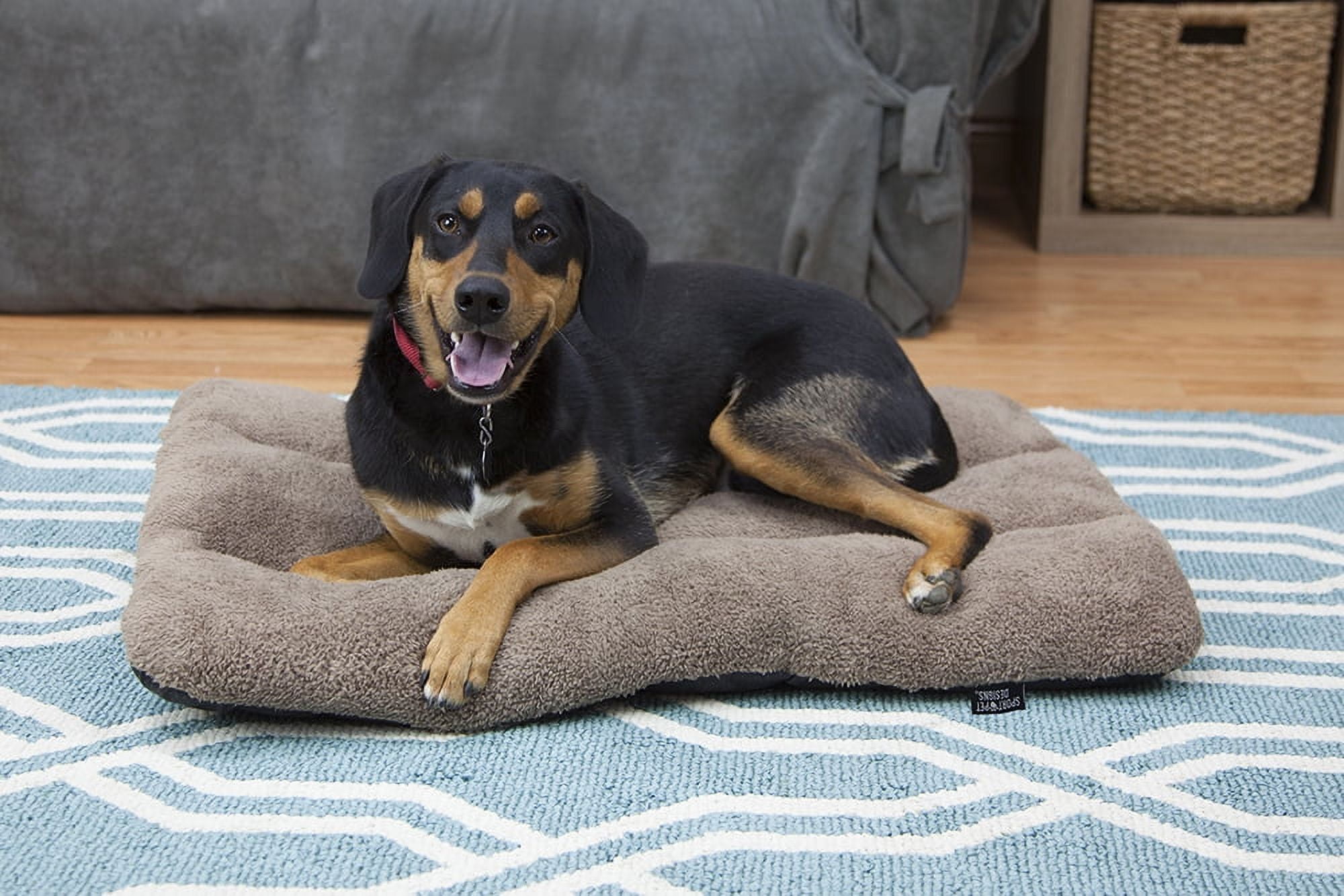 SportPet Designs Medium 33" Waterproof Dog Bed with Non Skid Bottom