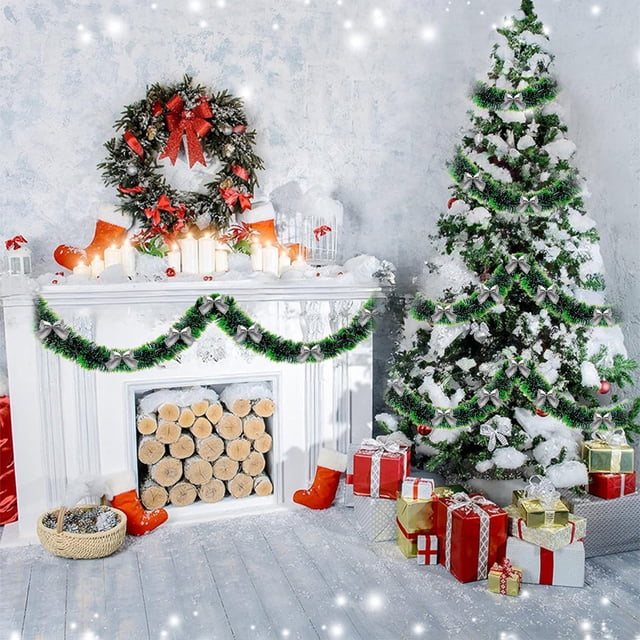 Cinta de flores con colgante de árbol de Navidad | Guirnalda de tiras de lana plástica multicolor | Hojas verdes y bayas rojas Decoración festiva de vid | 2 metros de largo | Incluye 1 enredadera 12
