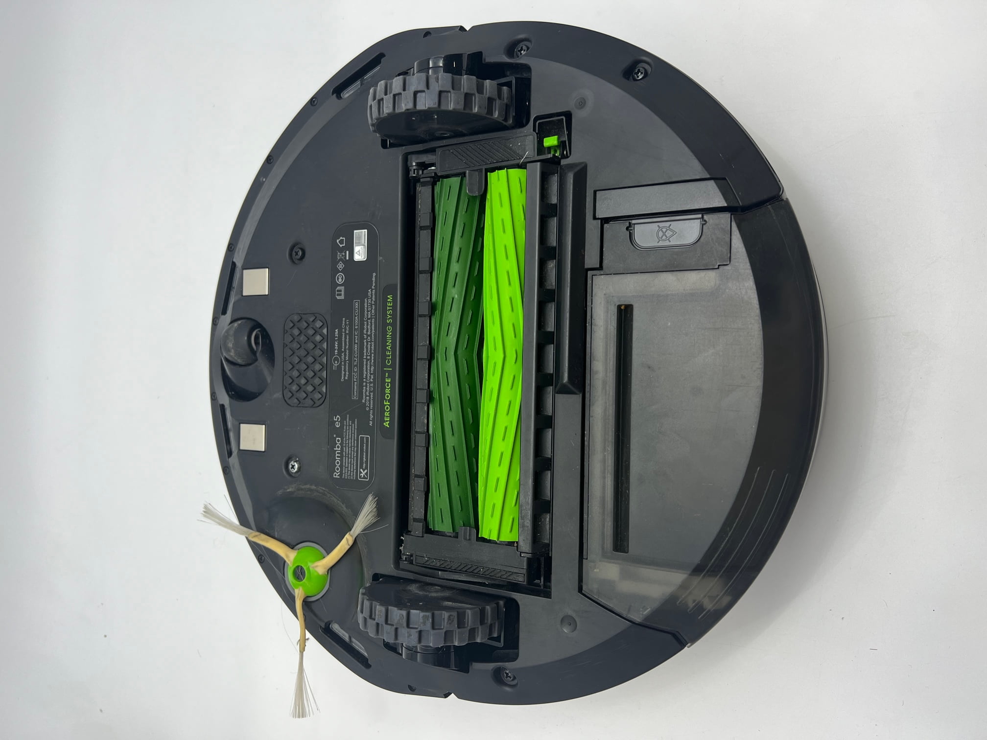 Open Box iRobot Roomba e5 Wi-Fi Connected Robot Vacuum