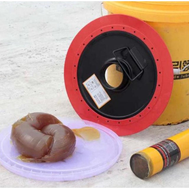 56/60 Universal Grease Suction Plate Oil Suction Pan Grease Butter Gun Aid Accessories Leak-proof Lubricating Oil Suction Cup