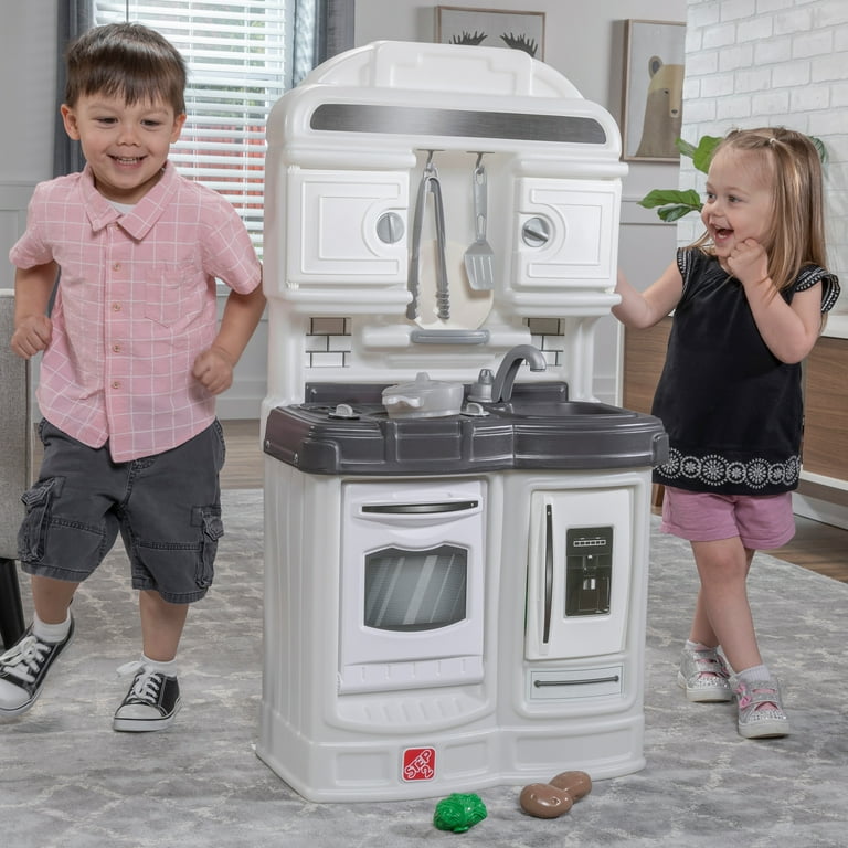 Kids Kitchen Step2 Lifestyle Dream Kitchen Set Used Step Kitchen