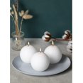 thumbnail image 4 of CANDWAX Ensemble de 3 Bougies Rondes Boule 3 Pouces - Bougies Boule de Neige Parfaites comme Décorations de Mariage et Déco Maison - Non Parfumées, Longue Combustion, Blanc, 4 of 8