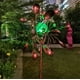 thumbnail image 5 of Escultura giratoria de viento con energía solar | Decoración de jardín para exteriores con luces LED | Adorno giratorio de dos niveles para patio, césped y jardín, 5 of 9