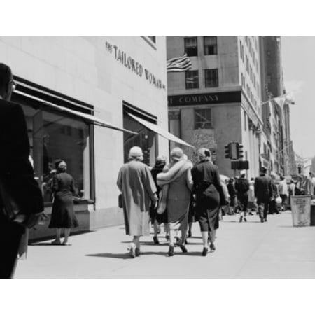 57th Street Manhattan - USA New York City Manhattan shoppers on 57th Street Canvas Art - (24 x 36)