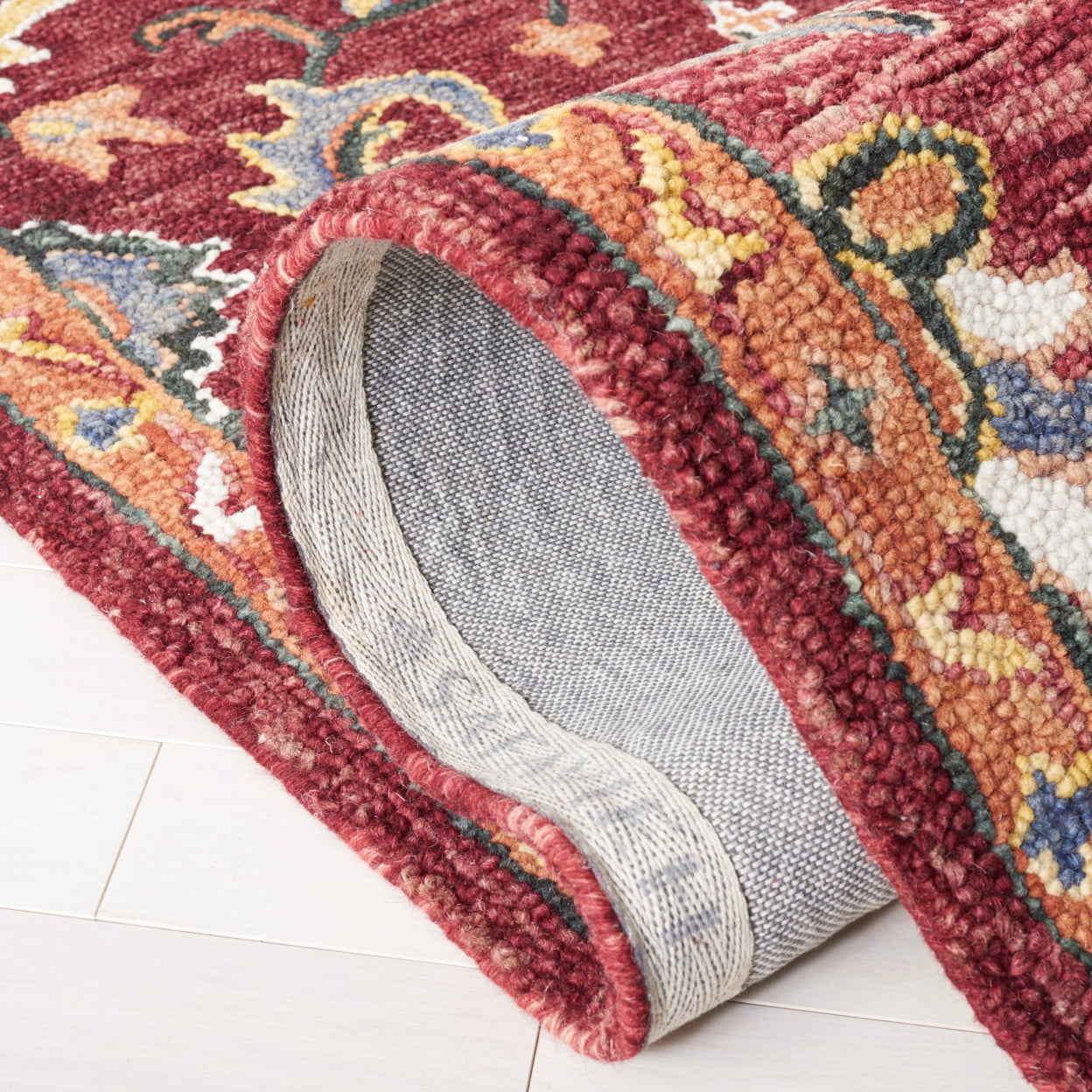 SAFAVIEH Aspen Devyn Tribal Area Rug, Red/Rust, 4' x 6'