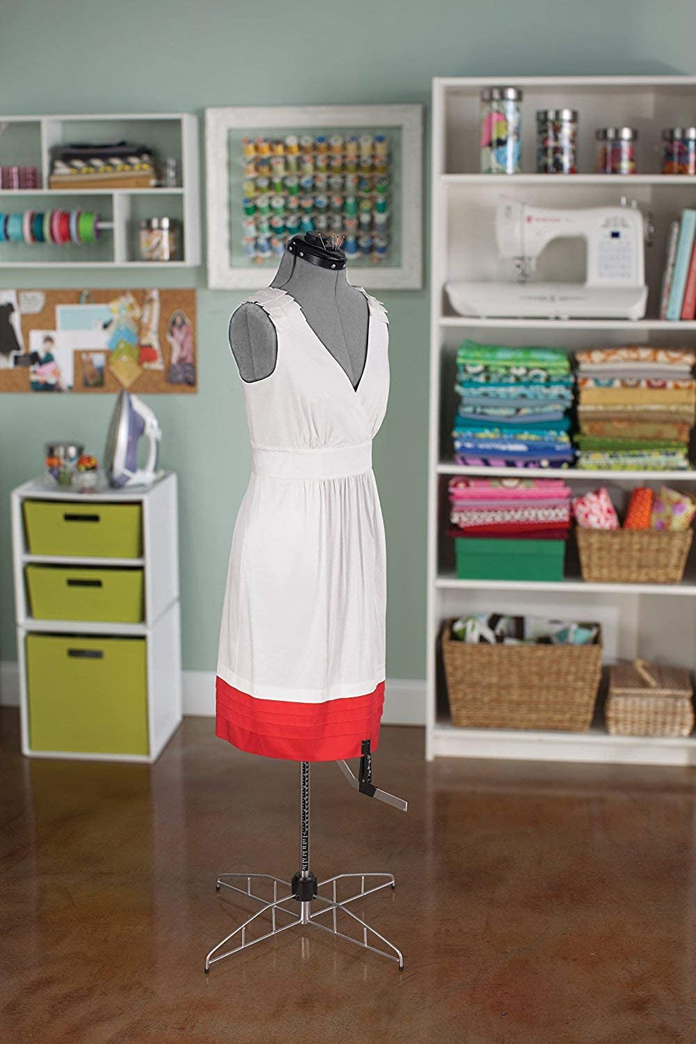 FAMILY DRESSFORM FN-S Family Small Adjustable Mannequin Dress Form Grey