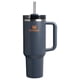 thumbnail image 1 of Vaso Stanley Quencher H2.0 con mango y pajita, 1,18 L, 1 of 4