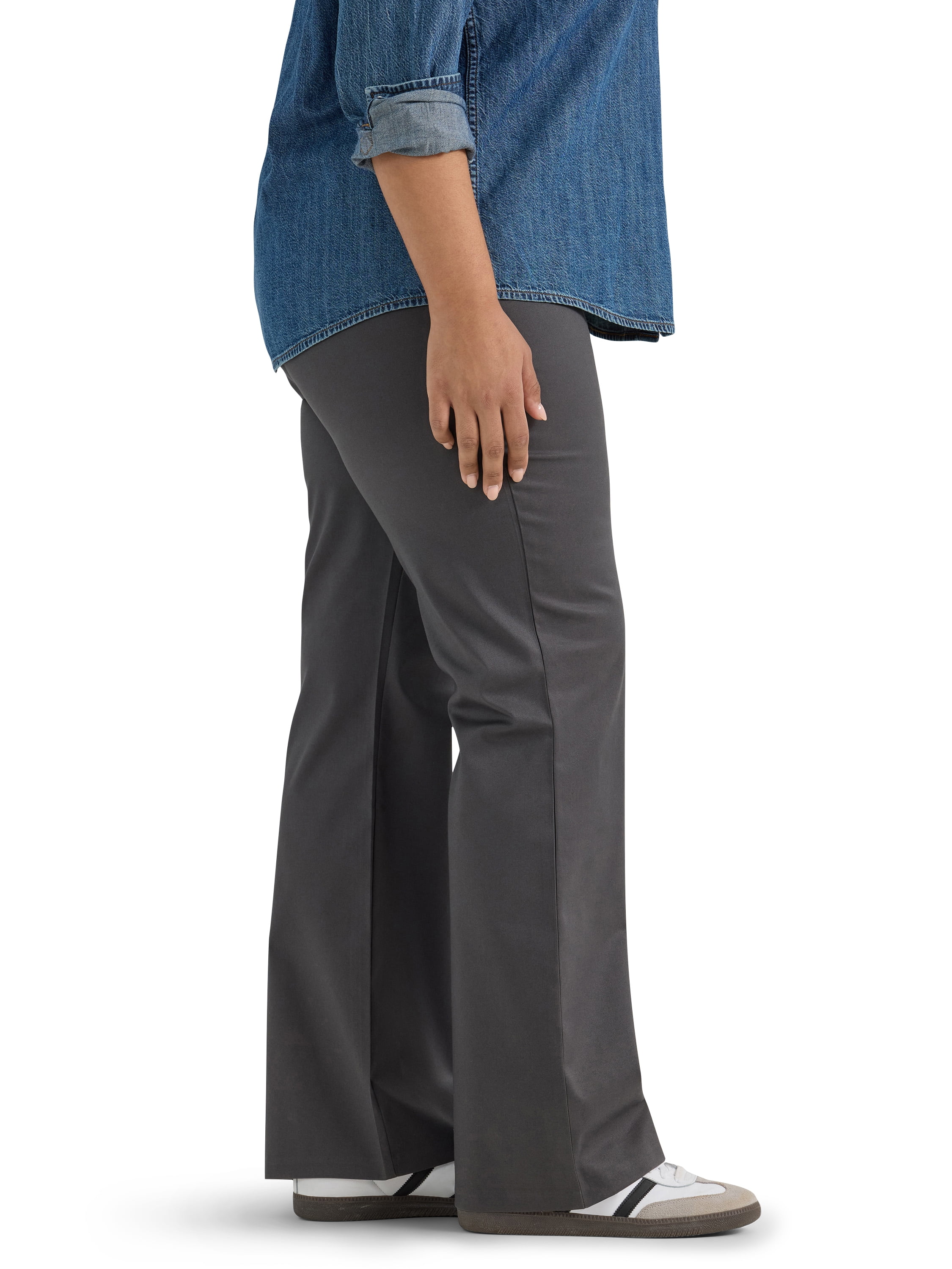 Lee® Women's Plus Mid Rise Wrinkle Free Bootcut Pant
