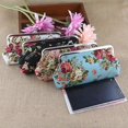 thumbnail image 3 of Coin Pouch Purse Rose Pattern Canvas Gift Jewelry Cards Trinkets Pouch Clasp Closure Wallet (Pink), 3 of 3
