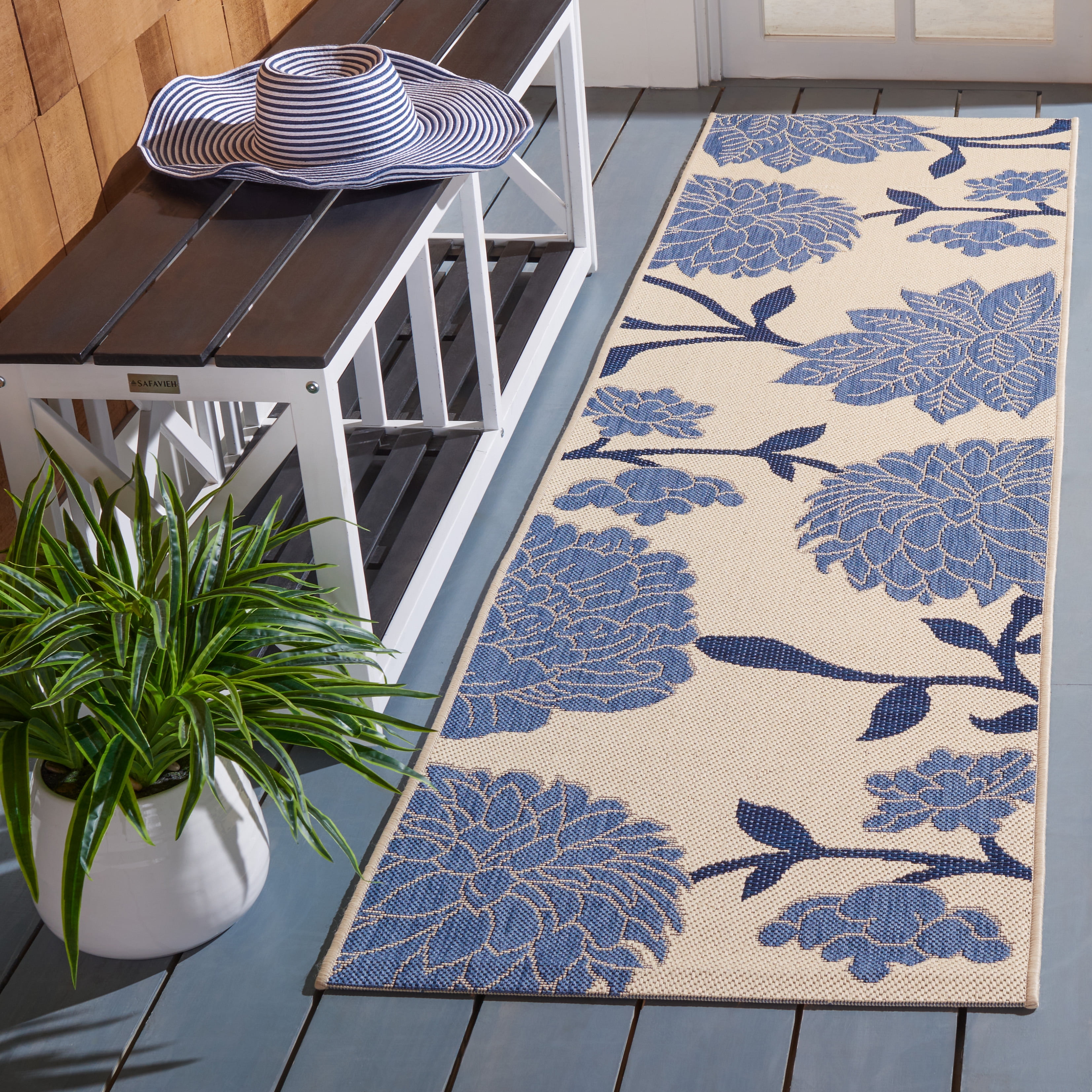 Safavieh Courtyard Tyson Floral Indoor/Outdoor Runner Rug, Beige/Blue, 2'3" x 8'