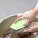thumbnail image 5 of Cepillo de limpieza flexible con cerdas suaves para cabezal de ducha | Mango ergonómico | Diseño curvo para paredes y esquinas de bañera | Quitamanchas para limpieza profunda del baño y zonas de difí, 5 of 5