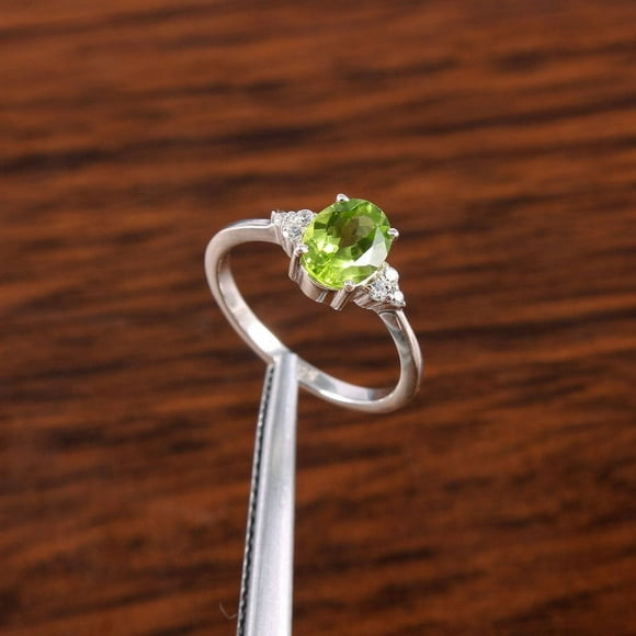 Peridot Ring Sterling Silver , Oval Cut Gemstone Ring , August Birthstone , Peridot Ring Silver, Peridot Ring Women, Promise Ring