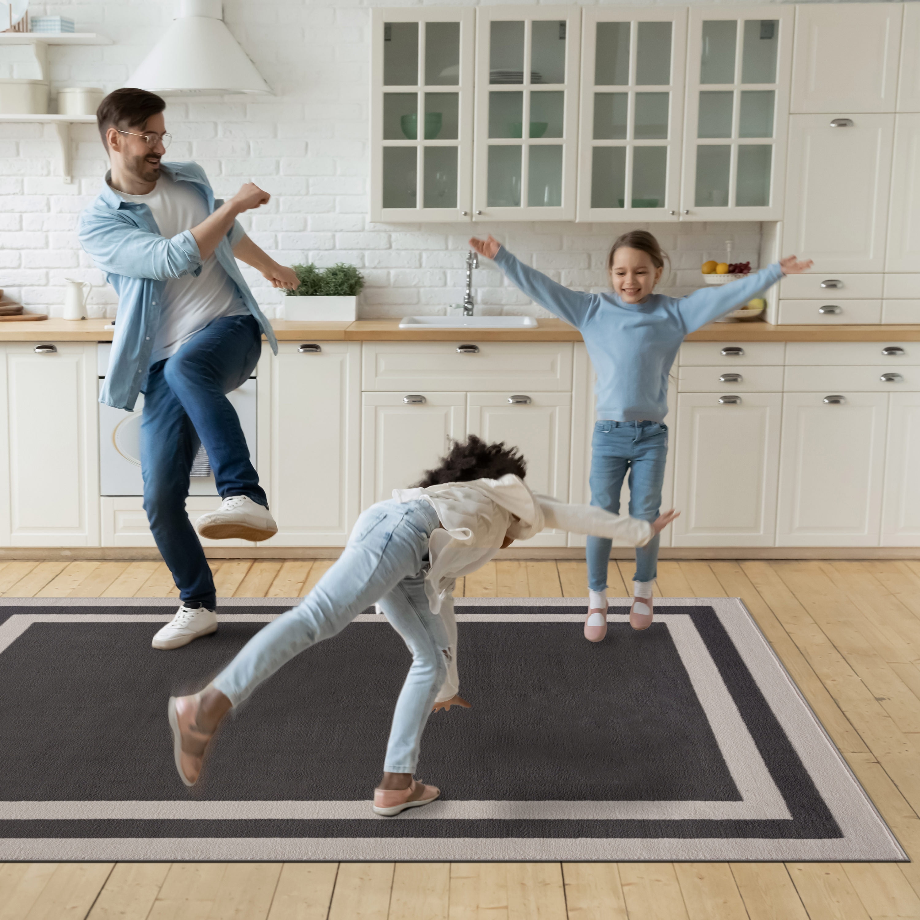 CAMILSON Crystal Dark Grey Area Rug, 3' x 5' Bordered, for Living Room, Bedroom, Dining Room Dark Grey / Cream Indoor Area Rugs