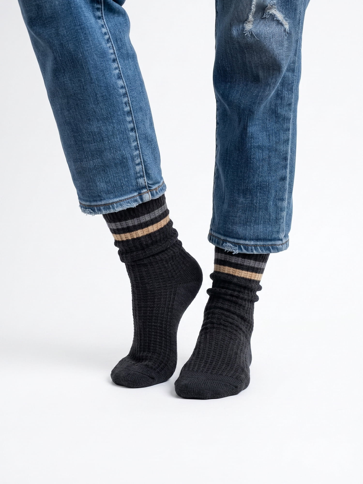 MUK LUKS Women's Fluffy Dream Crew Socks, 6-Pack, One Size