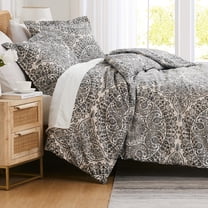 Southshore Fine Living Vilano Oversized Duvet Cover Set, Ashanti Grey Duvet Cover, Full/Queen - Ultra-Soft Microfiber Bedding Set with Zipper Closure, Easy Care - 1 Duvet, 2 Shams