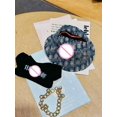 thumbnail image 1 of Recién llegado, camisetas de la segunda generación de Labubu, gorro de baño, mini guitarra, macarrones, colgantes para fiestas, ropa de Labubu, juguetes, regalos de cumpleaños, 1 of 5