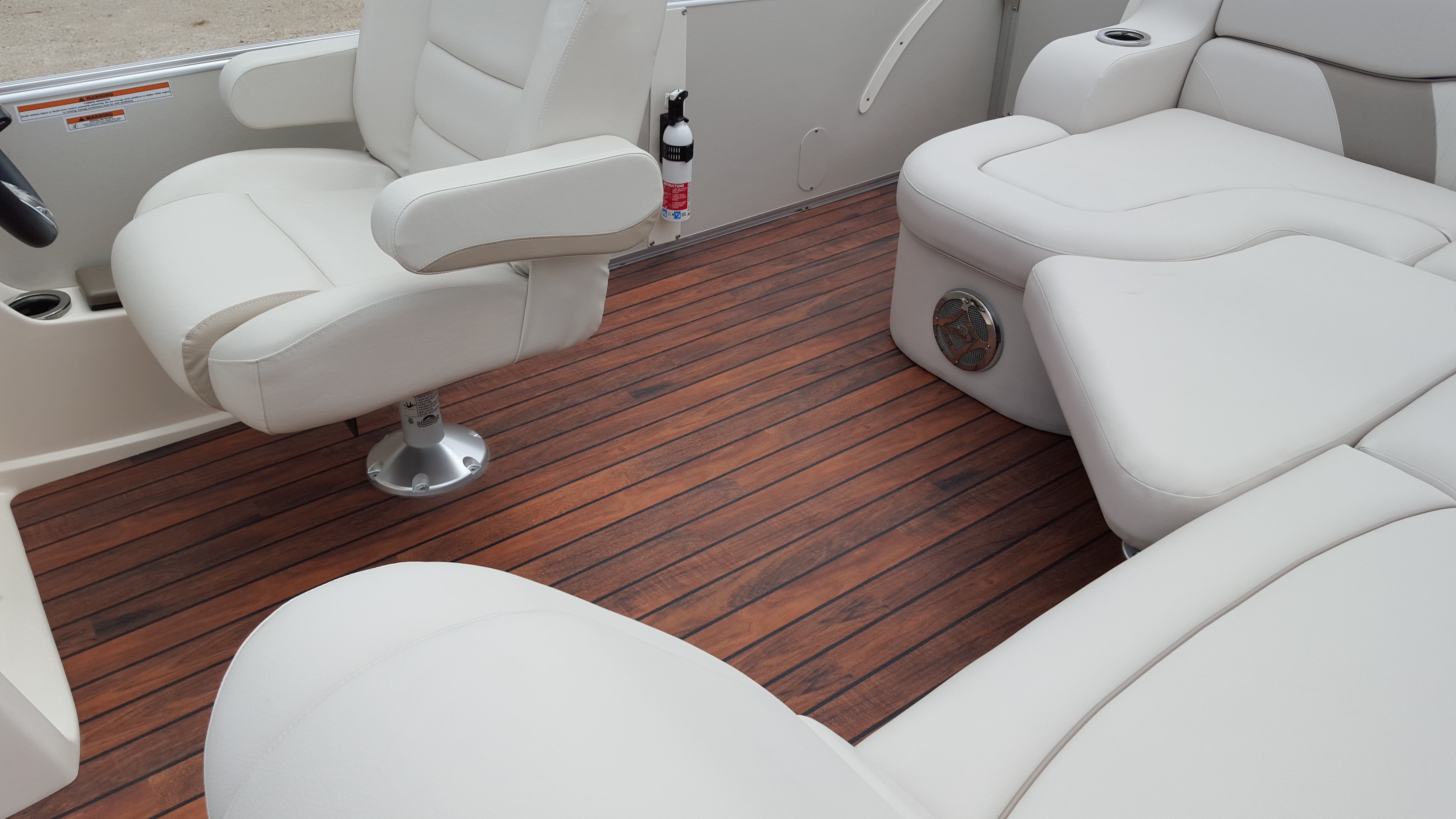 G-Floor Outdoor & Marine Vinyl Boat Flooring - 8.5' x 25' - Teak & Dark Holly