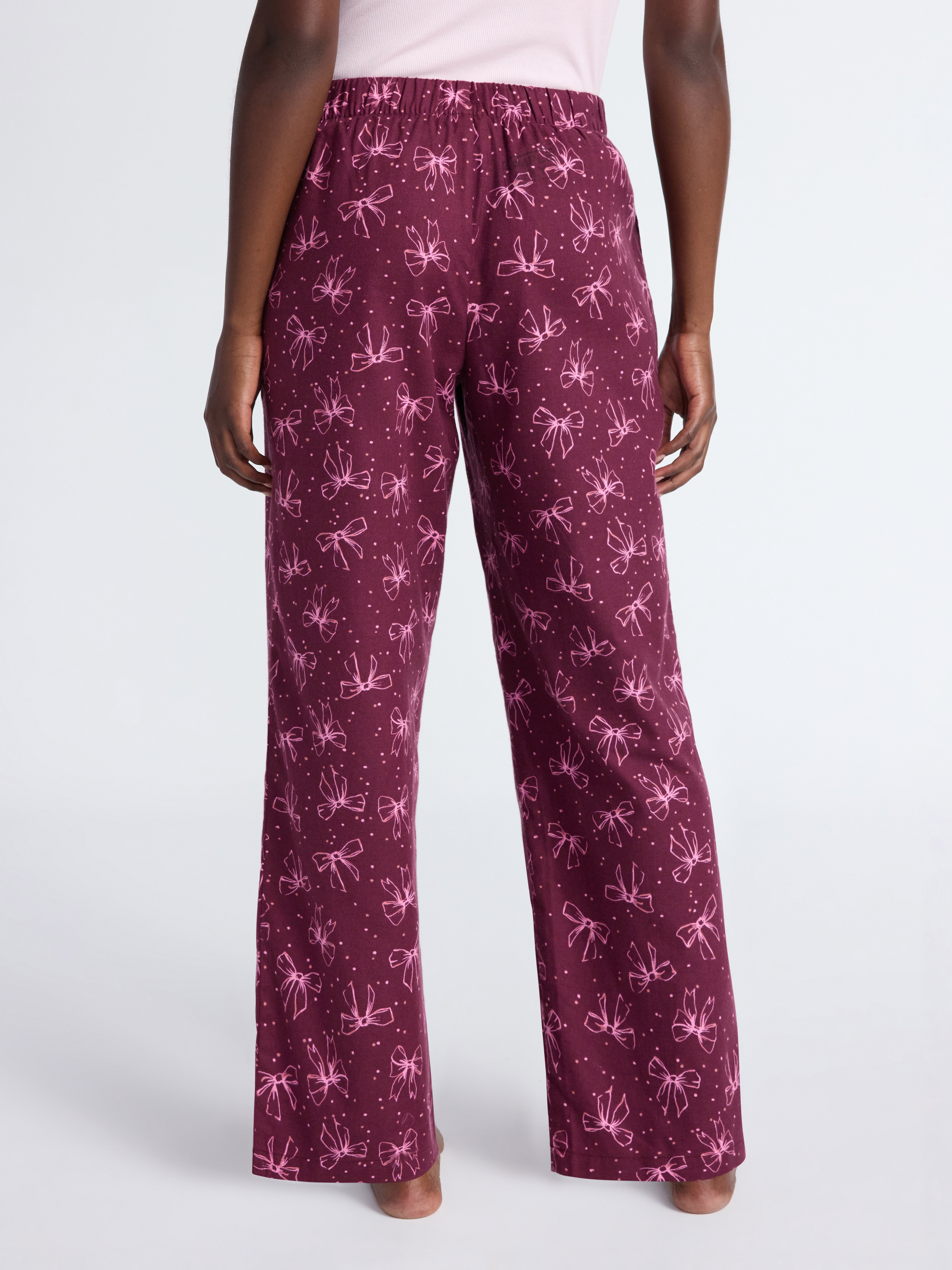 Joyspun Women's Flannel Sleep Pants, 30'' Inseam, Sizes XS-3X