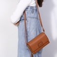 thumbnail image 4 of Bolso bandolera cuadrado para mujer, bolso de hombro tipo mensajero, bolso de mano con cremallera de cuero PU, bolso de teléfono con tarjetero a mo marrón Soledad embrague de hombro para mujer, 4 of 7