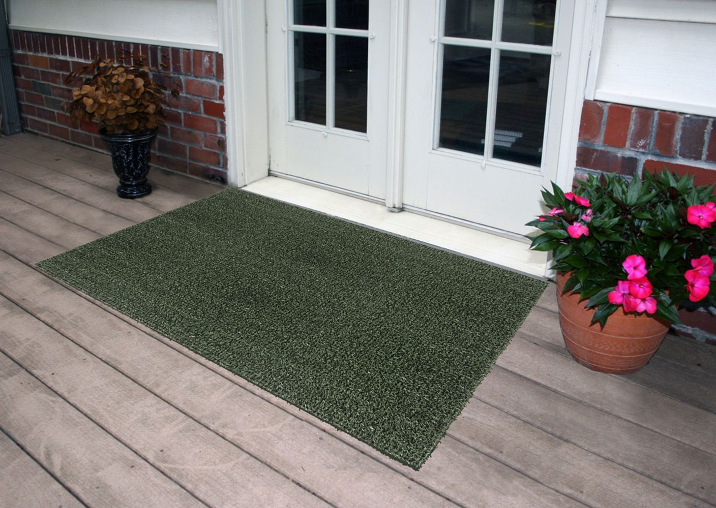 Clean Machine Classic AstroTurf Scraper Doormat 35.5 x 59.5 inch Evergreen Outdoor Use