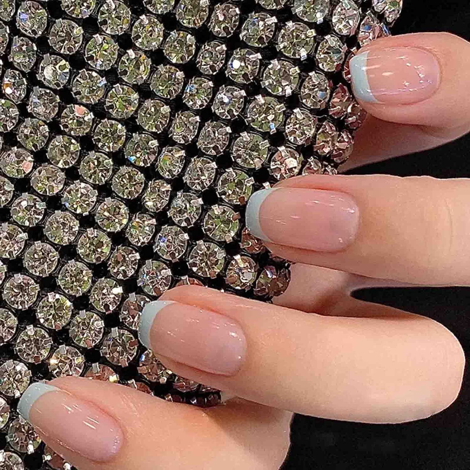 Short Fake Nails French Press on acrylics Nails Square Full Cover Blue False Nails for Women and Girls 24PCS