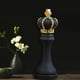 thumbnail image 5 of Estatua de piezas de ajedrez creativas con pintura dorada para decoración de mesa en negro. Pequeña, 5 of 7