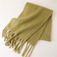 thumbnail image 4 of Bufanda lisa con borlas para mujer, chal cálido, pañuelo grueso, bufandas suaves de moda para Europa, América, otoño e invierno, 240 cm x 38 cm, 4 of 5