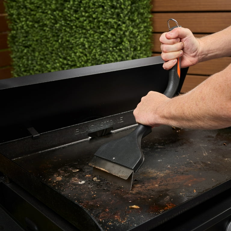 Blackstone Signature 18 in Heavy-Duty Stainless Steel Scraper 18