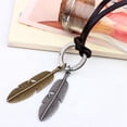 thumbnail image 4 of Collier en Faux Cuir Collier Pendentif en Plumes Collier Pendentif Réglable, 4 of 10