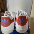 thumbnail image 4 of Size 8.5 - Adi-das Stan Smith White, 4 of 6